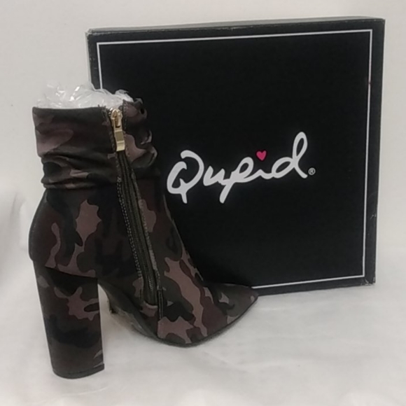 QUPID Fatigue Stretch Mid Bootie | 7M - Picture 4 of 10